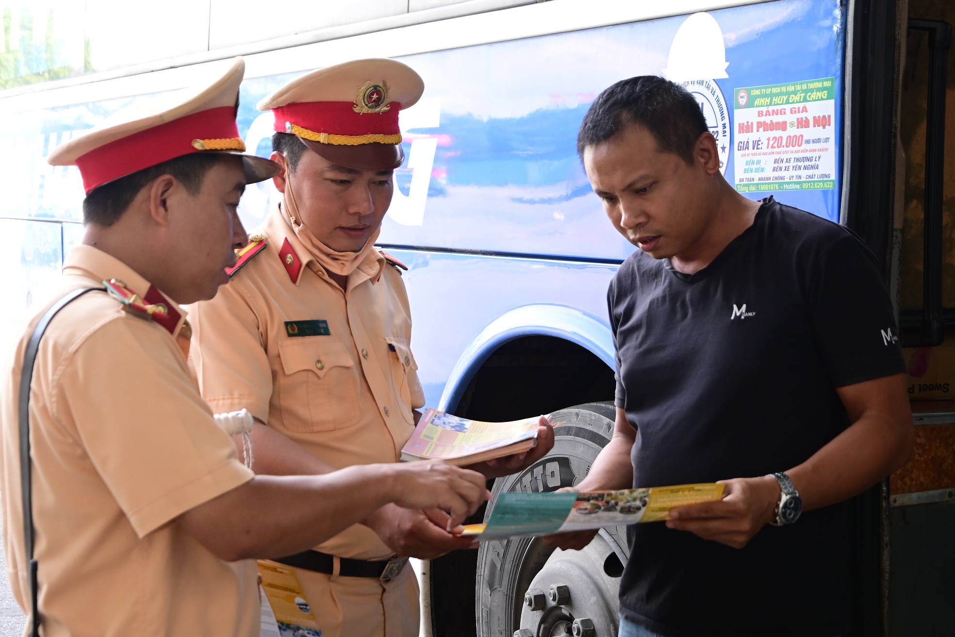 Quy định về trách nhiệm của chủ xe khi bán, tặng cho, thừa kế, trao đổi, góp vốn, phân bổ, điều chuyển xe theo Thông tư  số 24/2023/TT-BCA